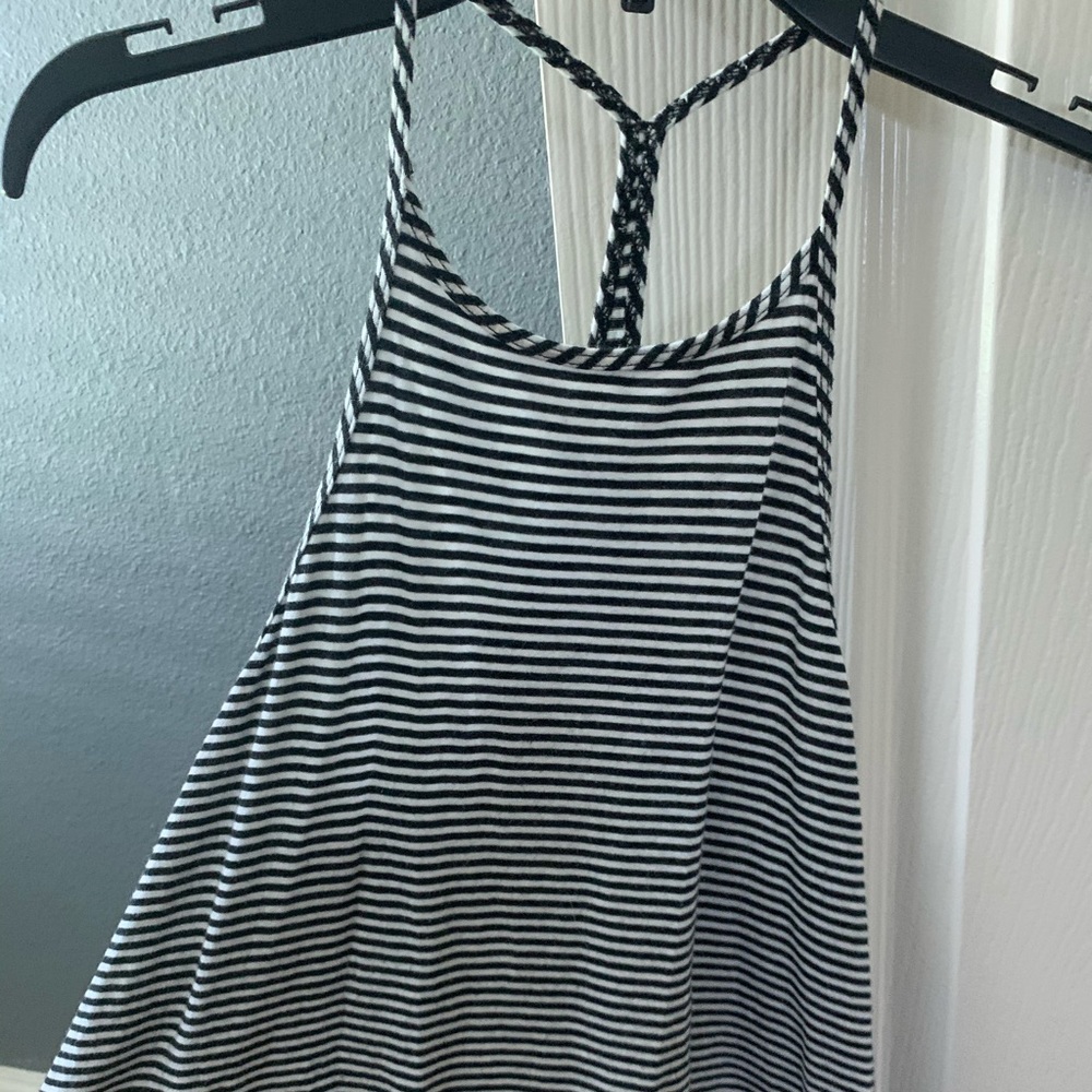 Black and white hollister tank